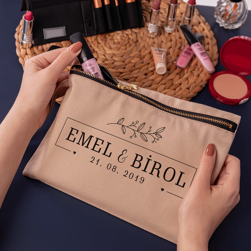 Yıldönümü Hediyesi İsim ve Tarih Yazılı Kanvas Makyaj Çantası