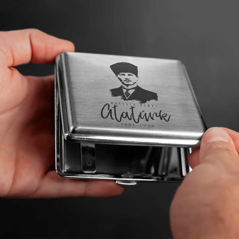 Arkadaşa Hediye Mustafa Kemal Atatürk Tasarımlı Sigara Tabakası