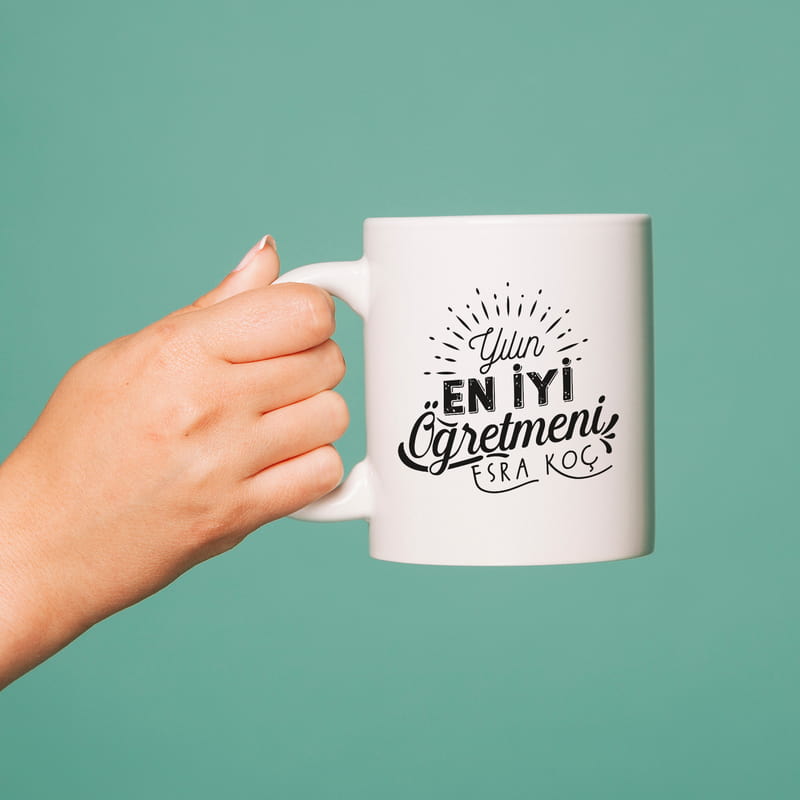 Arkadaşa Yılın En İyi Öğretmeni Mesajlı Kişiye Özel Kupa Bardak