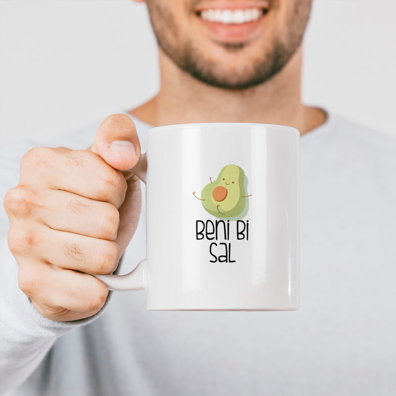 Beni Bir Sal Avakado Tasarımlı Esprili Hediye Porselen Kupa