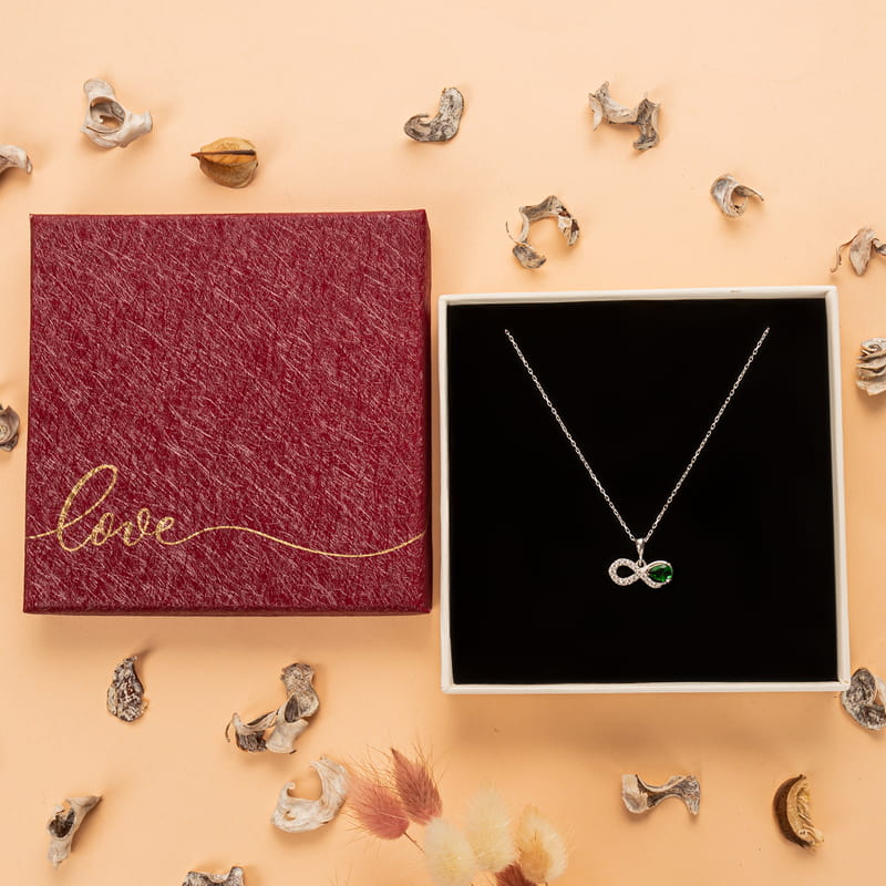 Gümüş Zümrüt Taşlı Sonsuzluk Kolye