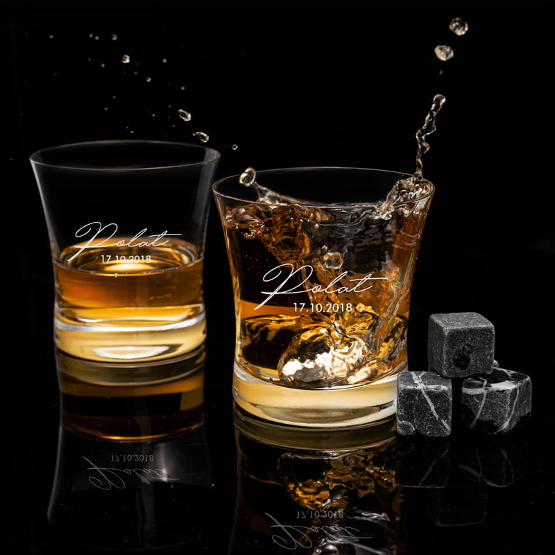 İmza Tasarımlı Kişiye Özel Ahşap Kutulu 2'li Viski Kadeh Seti