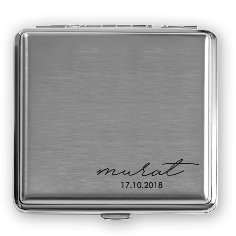 İsminize Özel Minimal İmza Tasarımlı Tarihli Metal Sigara Tabakası
