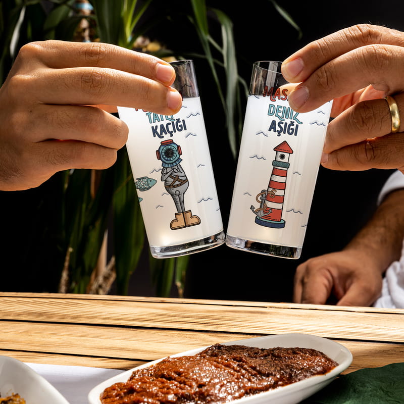 Ortamın Enleri Esprili 4'lü Rakı Kadehi ve Karaf Seti