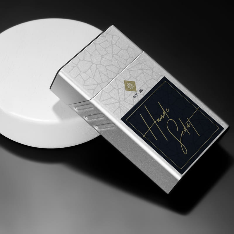 Sevgiliye Hediye Minimal Tasarımlı Premium Metal Tabaka