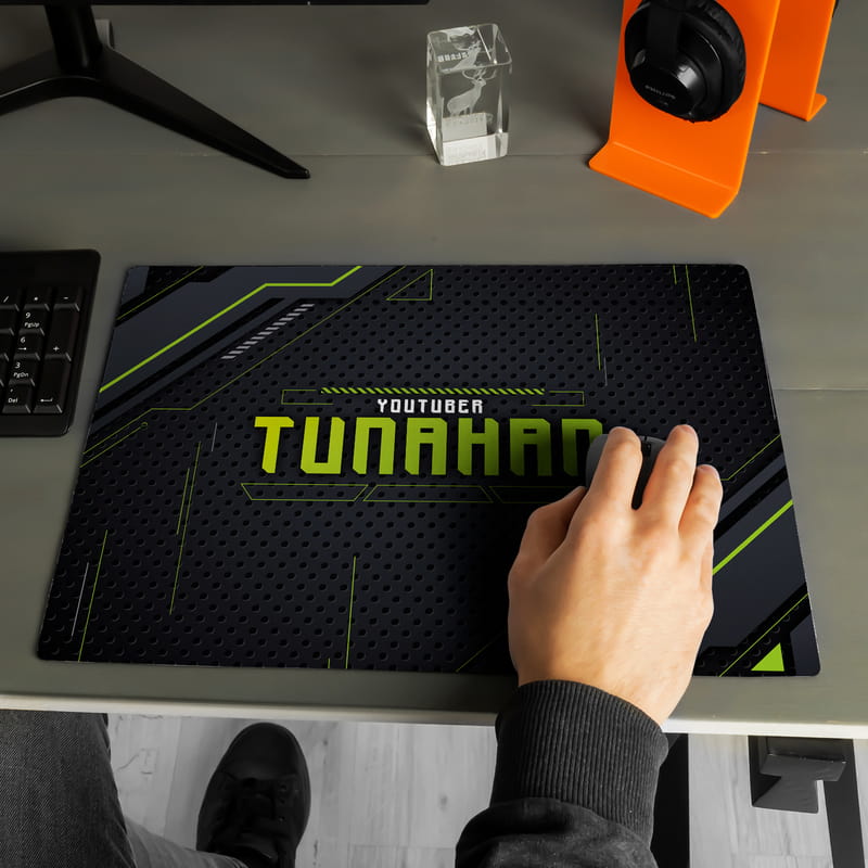 Youtuber Arkadaşa Hediye İsme Özel 40x30 Mousepad
