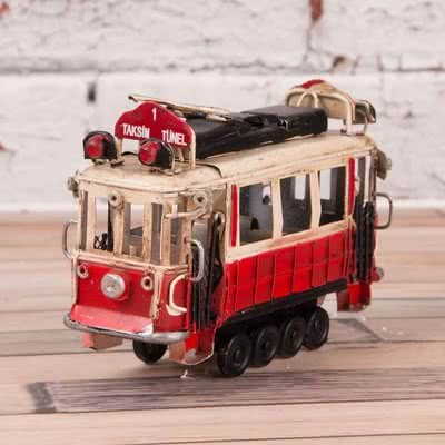 Yılbaşı Hediyesi Taksim Tramvay Biblosu