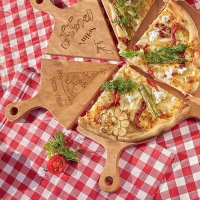 Pizza Yıllar İsim Özelleştirmeli 6'lı Ahşap Pizza Sunum Seti