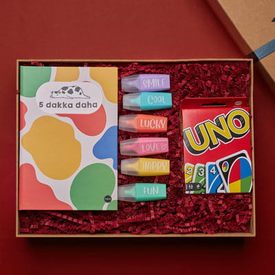 Uno Kartlı Eğlence Hediye Kutusu