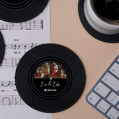 Müzik QR Kodu ve Fotoğraflı Nostaljik Bardak Altlığı