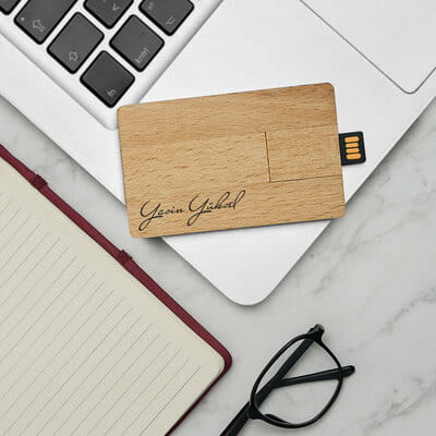 İmza Stilli 32GB Bambu USB Bellek