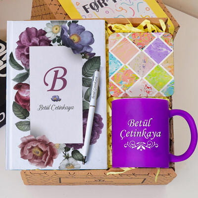 Kişiye Özel Renkli ve Floral Tasarımlı Fincan Hediye Seti