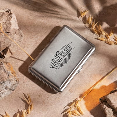Erkeğe Hediye İsim Yazılı Metal Sigara Tabakası