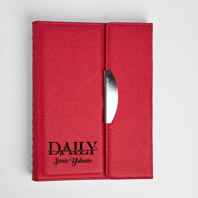 Kişiye Özel Mıknatıs Kapaklı 2026 Günlük Planlayıcı Ajanda