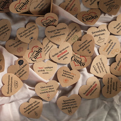 Seni seviyorum Çünkü 100 Sebep Sevgi Kartları