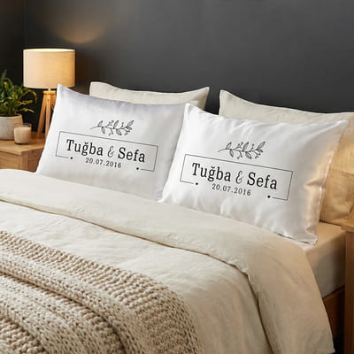 Yıl Dönümü Hediyesi İsim Yazılı Saten Yastık