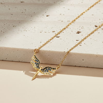 Zirkon Taşlı Melek Kanadı Kolye