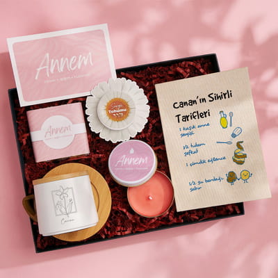 Sevgi Tohumlu Kişiye Özel Anne Hediye Kutusu - Termos Bardak Hediyeli