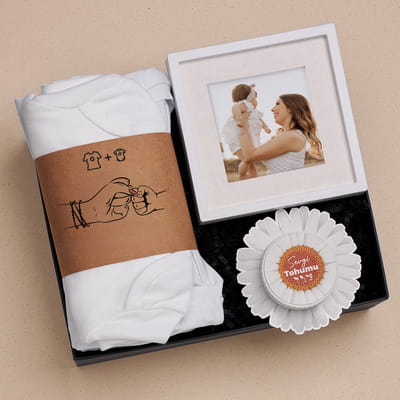 Tişört Zıbın İlk Anneler Günü Kombini Anne Bebek Hediye Kutusu